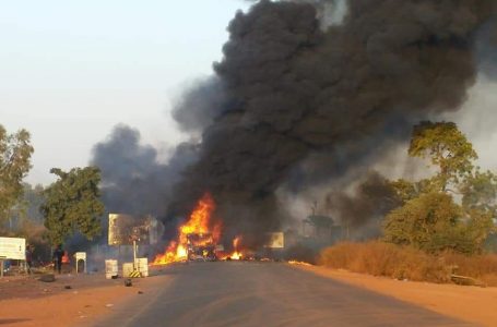 Incendie d’un car de transport : le gouvernement appelle les transporteurs à adopter des comportements responsables