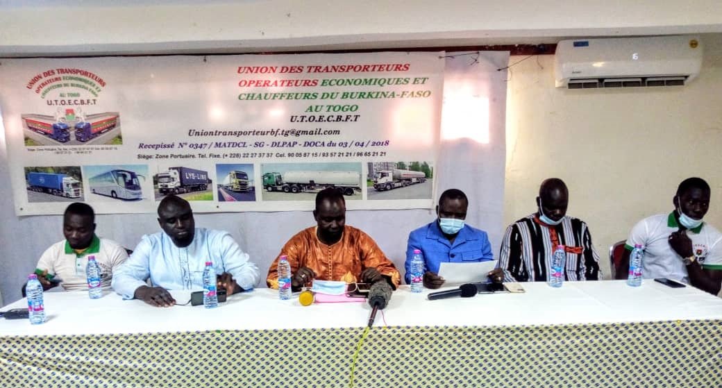 Crise au CBC sur le fret : les transporteurs, opérateurs économiques et chauffeurs du Burkina au Togo prônent le dialogue