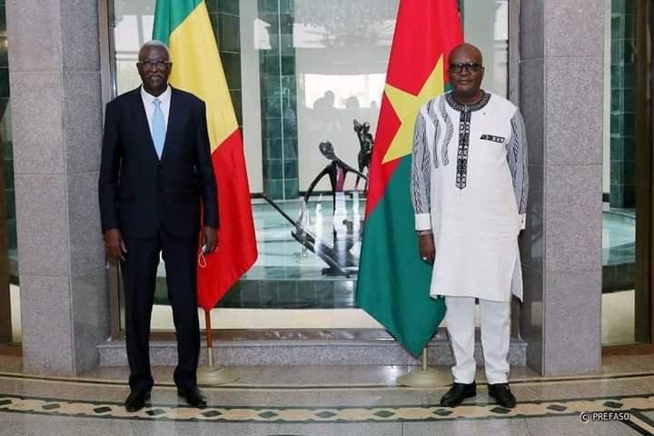 Axe Burkina- Mali : Roch Marc Christian Kaboré et Bah N&rsquo;Daw veulent donner un nouveau souffle à la coopération bilatérale