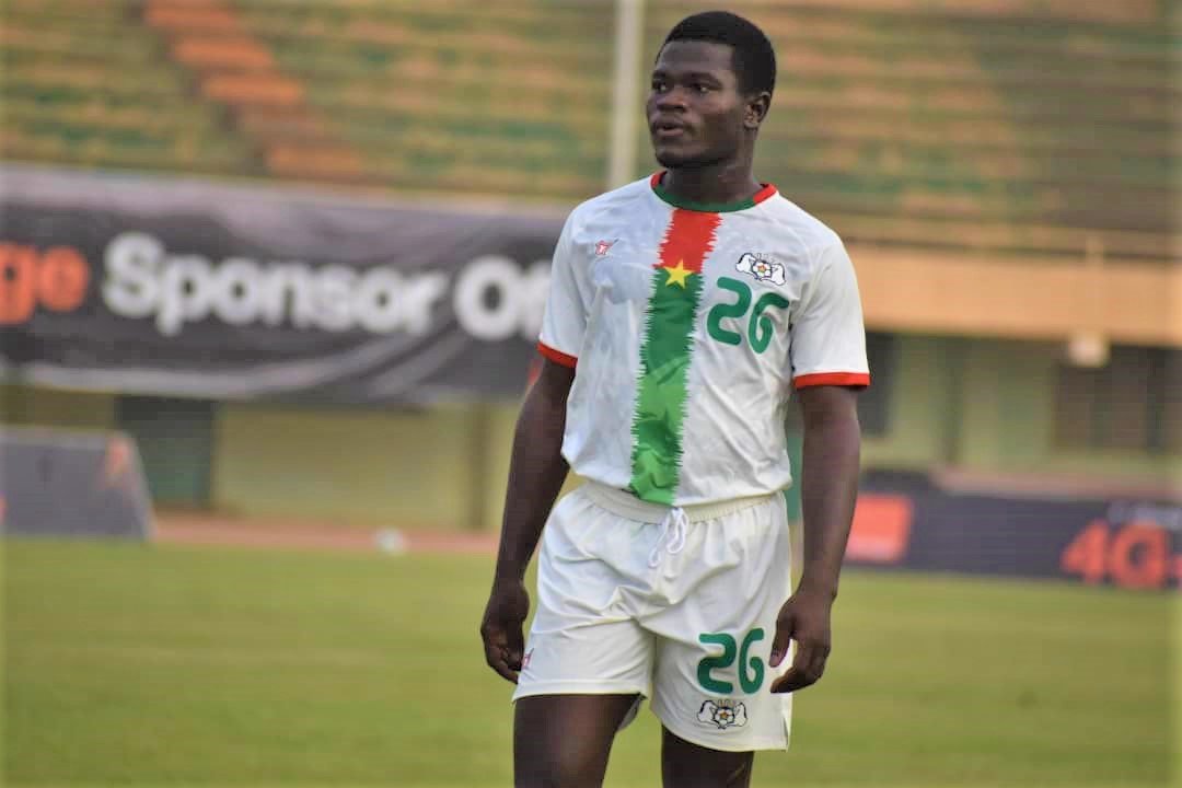 Faso foot : Ismaila Ouédraogo, joueur AJSB du mois de décembre rêve d’une carrière professionnelle