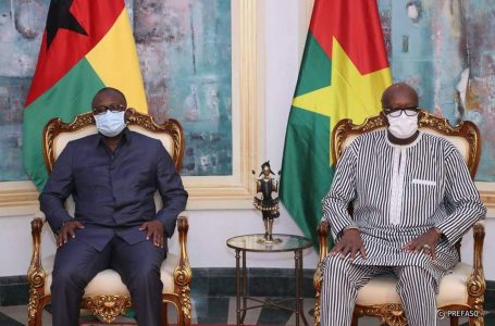 Visite de travail et d’amitié du président bissau-guinéen au Burkina : Umaro Sissoco Embalo exprime la solidarité de son pays au peuple burkinabè