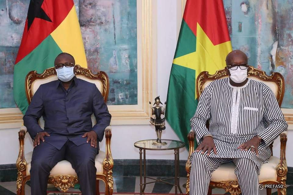 Visite de travail et d’amitié du président bissau-guinéen au Burkina : Umaro Sissoco Embalo exprime la solidarité de son pays au peuple burkinabè