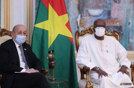 Lutte contre le terrorisme : la France réaffirme sa volonté d’agir avec les forces burkinabè pour combattre l’ennemi commun