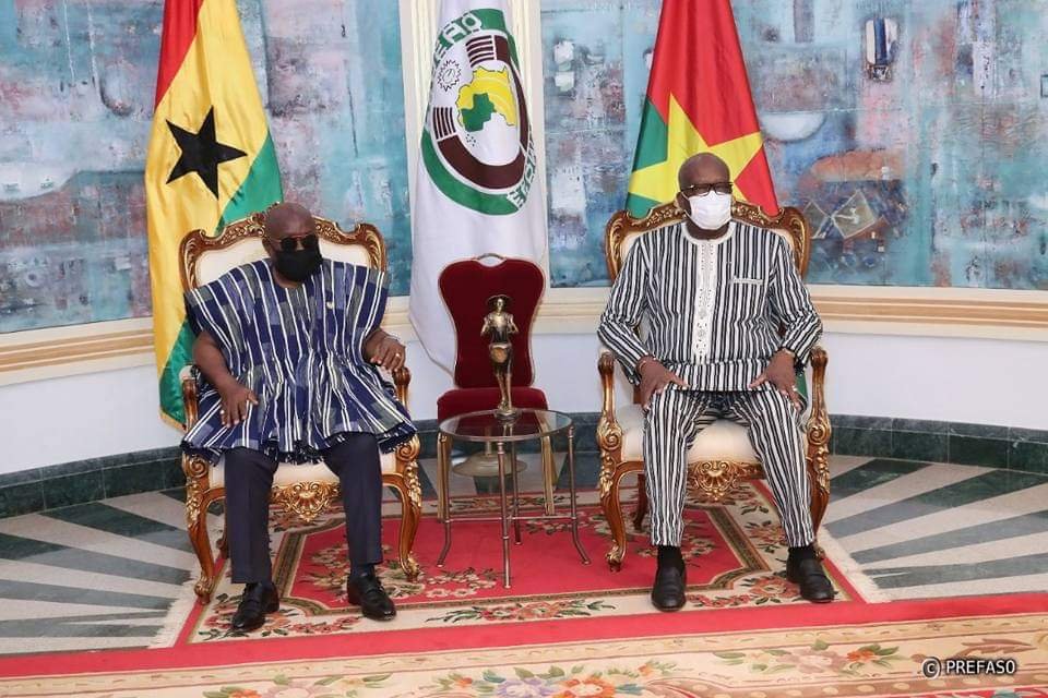 En visite au Burkina : le président ghanéen, Nana Akufo-Addo exprime la solidarité de la CEDEAO et de son pays au peuple burkinabè