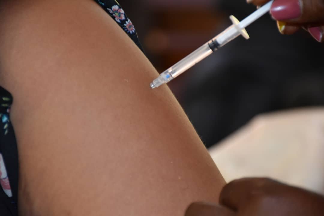 Risques et difficultés liés au déploiement des vaccins contre la COVID-19 en Afrique
