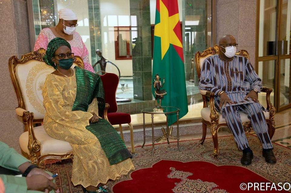 Coopération : le nouvel ambassadeur de la République fédérale du Nigéria présente ses lettres de créance au président du Faso