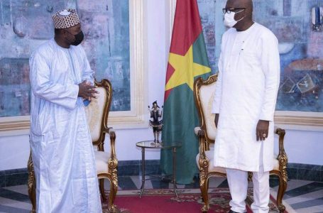 Droit des affaires en Afrique : le secrétaire permanent de l’OHADA échange avec le président du Faso