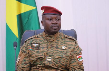Construction d’un Burkina nouveau : le chef de l’État poursuit  ses concertations