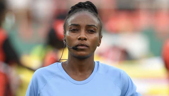 CAN 2021: La Rwandaise Salima Rhadia Mukansanga première femme à arbitrer un match en Coupe d’Afrique des nations
