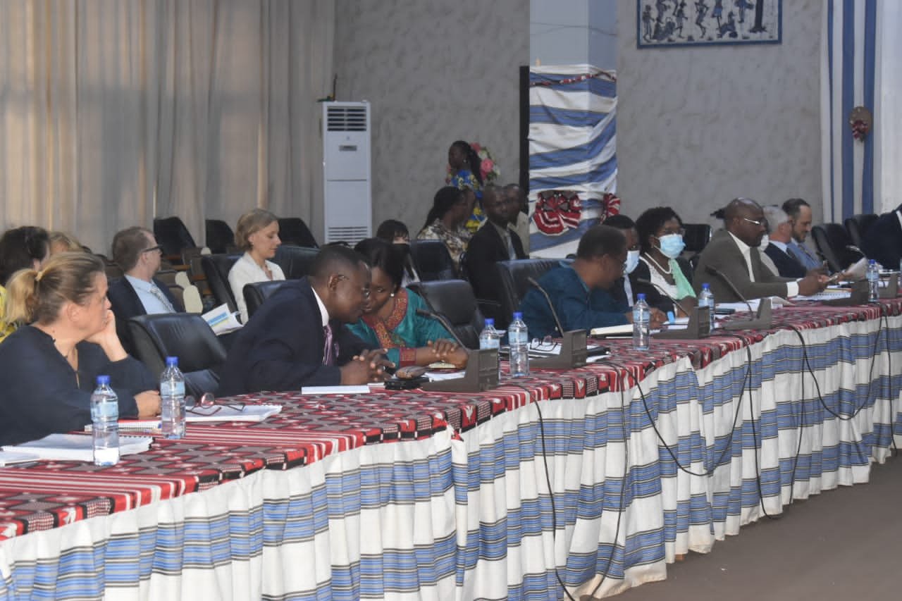 Transition au Burkina: Le gouvernement présente aux partenaires techniques et financiers, un plan d’action de la transition