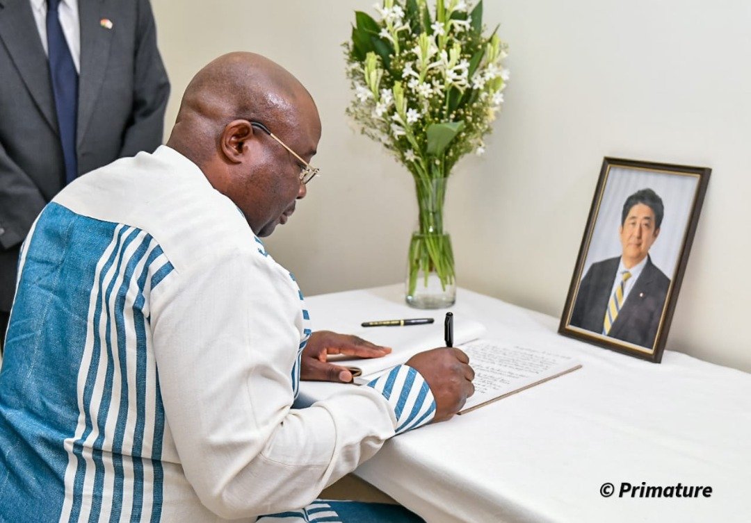 Disparition de l&rsquo;ancien Premier ministre japonais : Le Gouvernement burkinabè présente ses condoléances