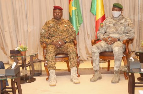 Lutte contre le terrorisme : le Burkina et le Mali décident de renforcer leur partenariat militaire