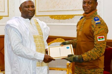 Diplomatie : cinq nouveaux ambassadeurs pour renforcer la coopération avec le Burkina 