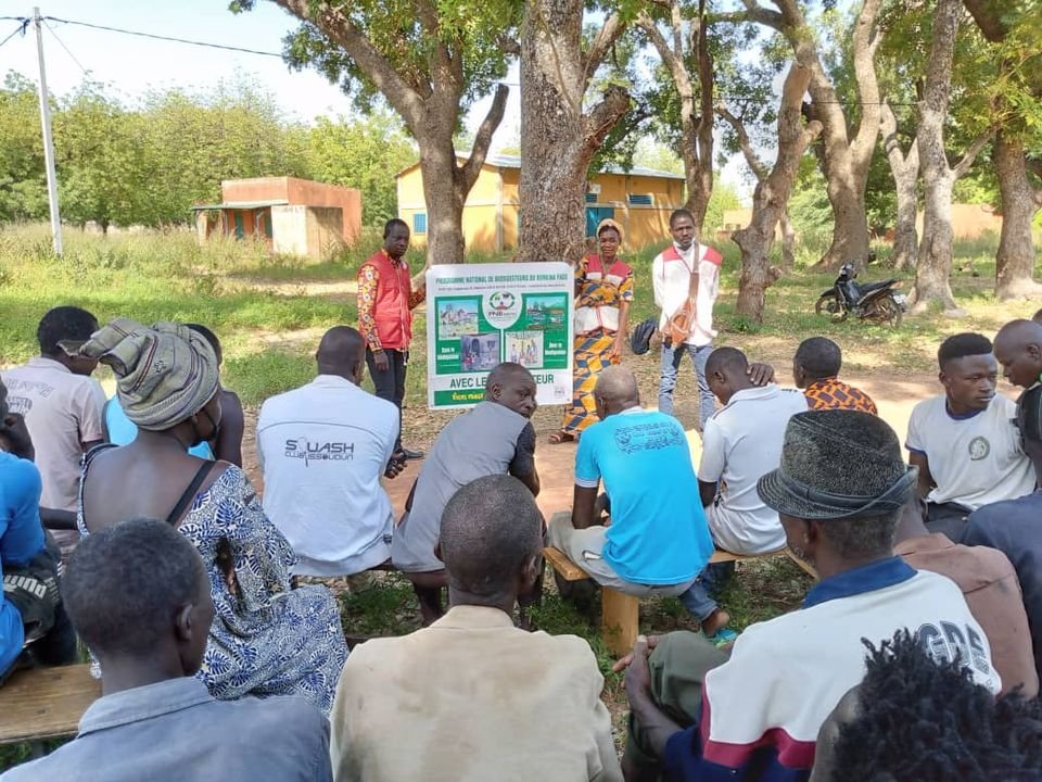 La Croix-Rouge Burkinabè sensibilise les populations rurales de Ténado sur les changements climatiques