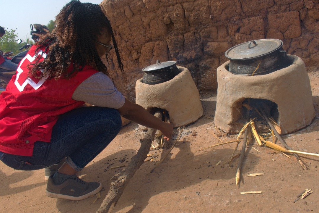 Amélioration du cadre de vie des populations : La Croix Rouge burkinabè donne de la joie aux populations vulnérables de la province Boulkiemdé