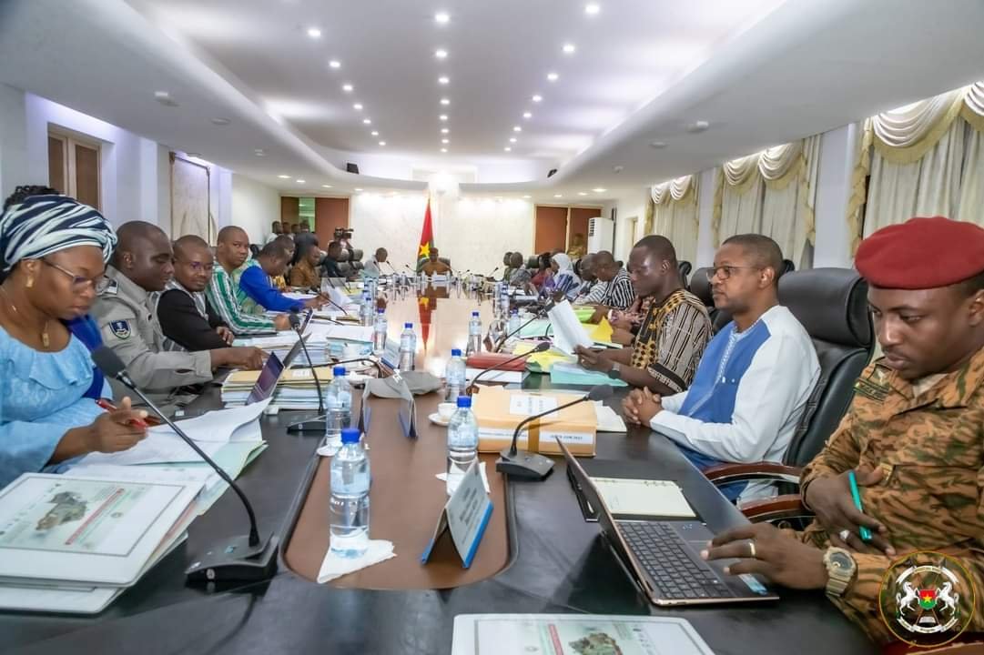 Conseil des ministres : le décret d’application du SMIG revalorisé adopté 