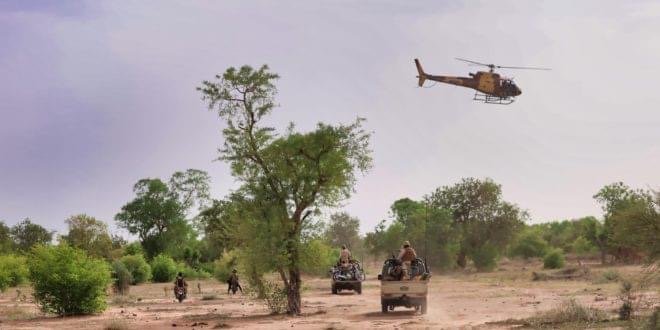 Burkina Faso: « L&rsquo;armée burkinabè anéantit deux postes de commandement terroristes à Yondé et à Gomboro”  