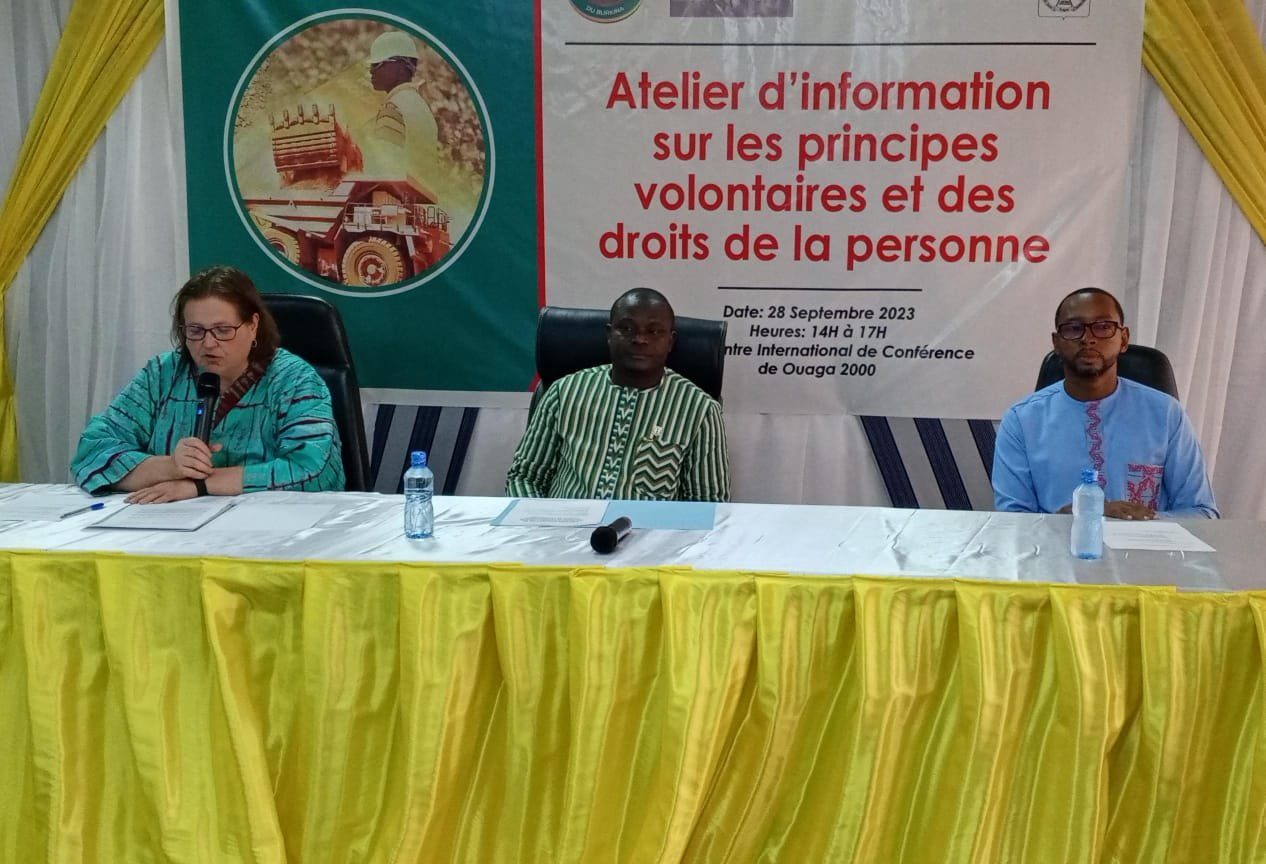 SAMAO 2023 : Des institutions minières tiennent un atelier d’information sur les principes volontaires et les droits des personnes