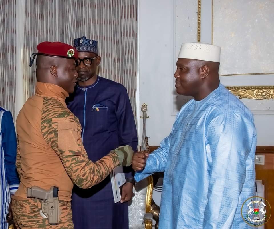 Coopération Burkina Faso-République du Mali : des émissaires du Président Assimi GOÏTA reçus par le Chef de l’Etat 