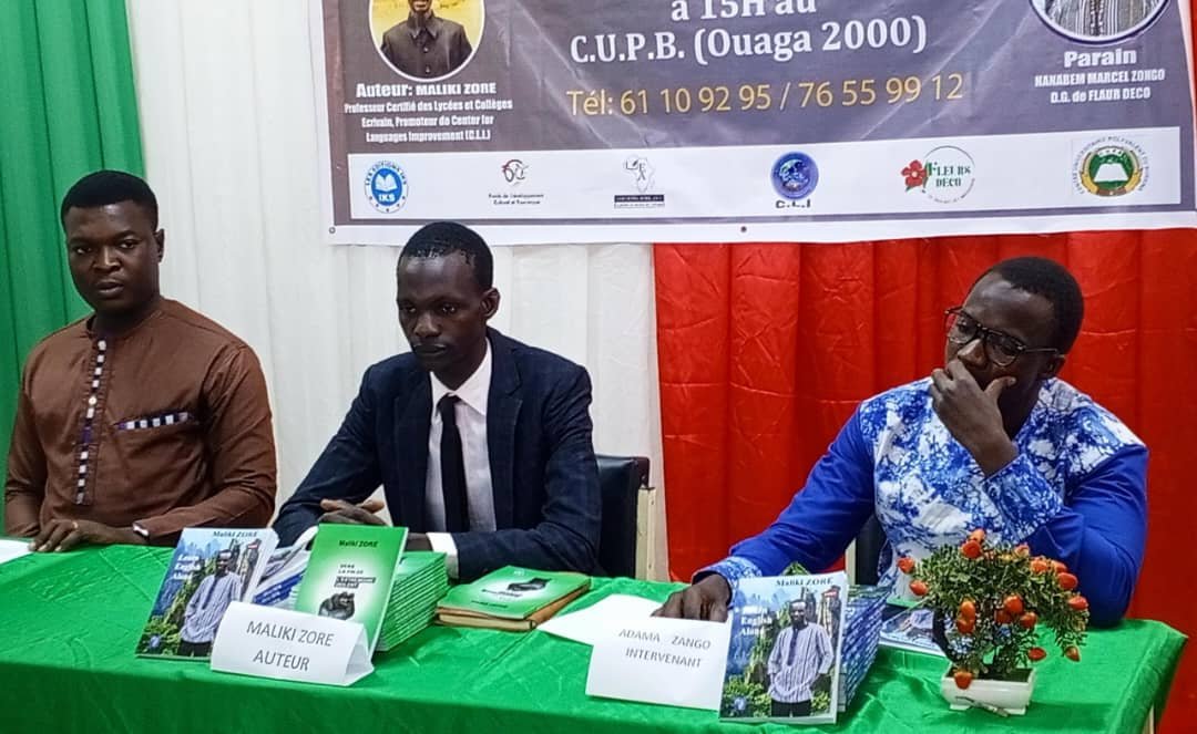 Littérature : L&rsquo;écrivain Burkinabè Maliki Zoré met la jeunesse en garde à travers son nouveau livre « Vers la fin de l&rsquo;extrémisme violent »