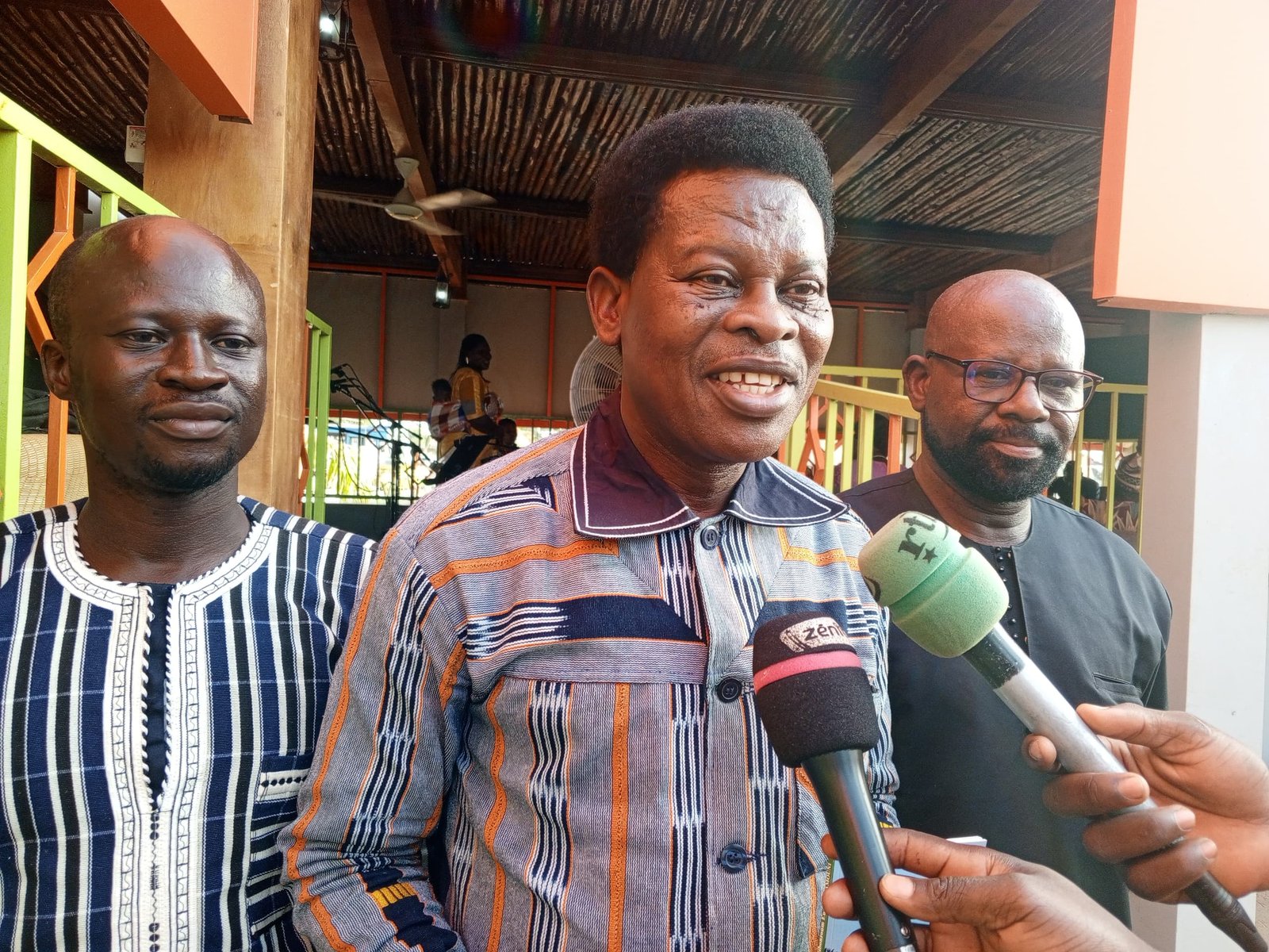 Musique&nbsp;:&nbsp;Djibonzoum&nbsp;Eugène&nbsp;Bamouni&nbsp;dédicace son tout premier&nbsp;album&nbsp;musical&nbsp;«&nbsp;La voix de la nature&nbsp;»
