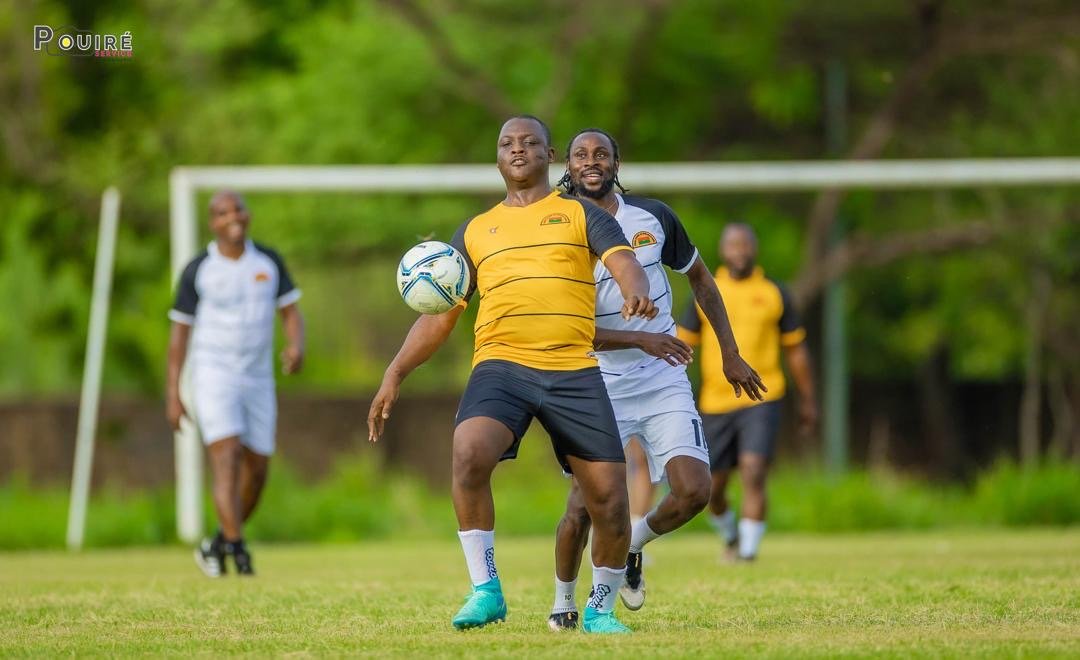 Football : l’équipe de la Présidence du Faso triomphe des footballeurs professionnels par 3 buts à 2