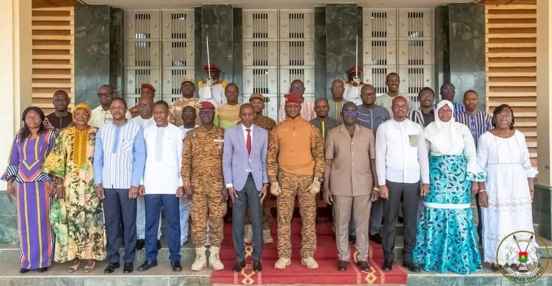 Burkina Faso : Le président Traoré met fin aux fonctions du Premier ministre et du gouvernement
