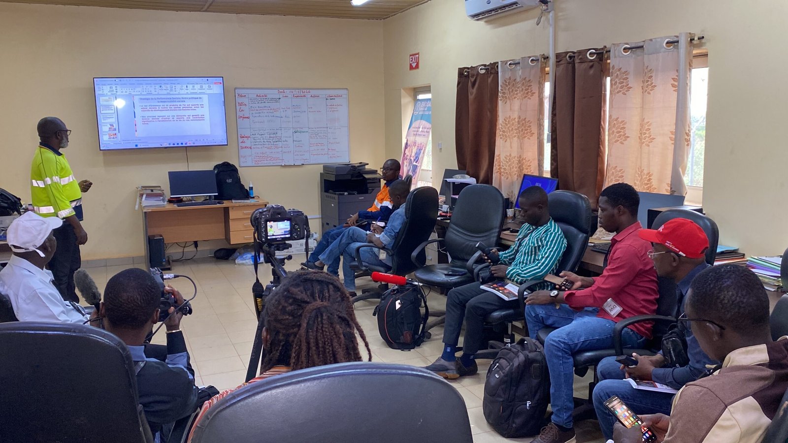Immersion à la mine de Houndé : la Performance Sociale au cœur du développement local 